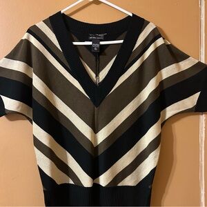 Short sleeveve sweater